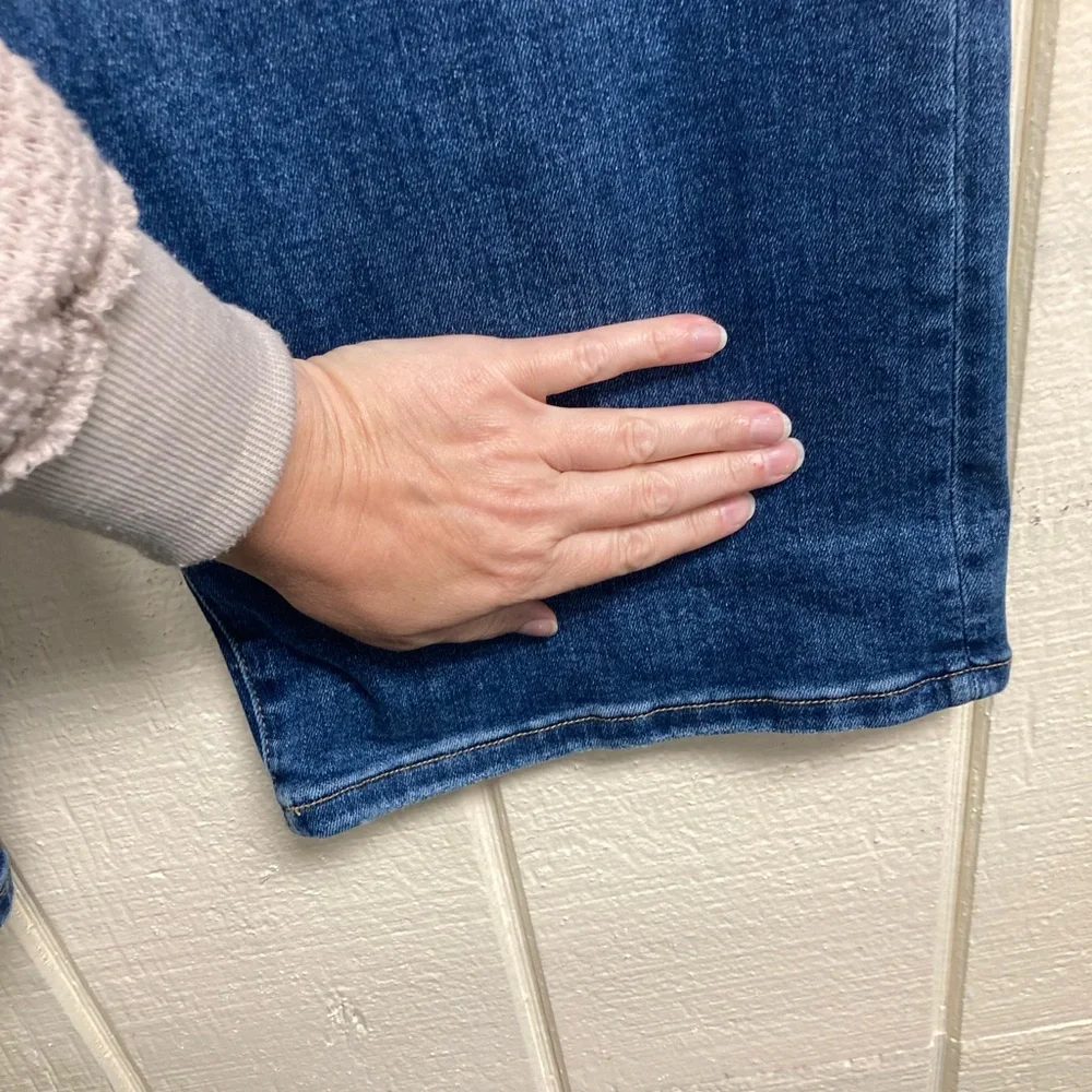 Women's‎ Blue Flare & Wide Leg Jeans